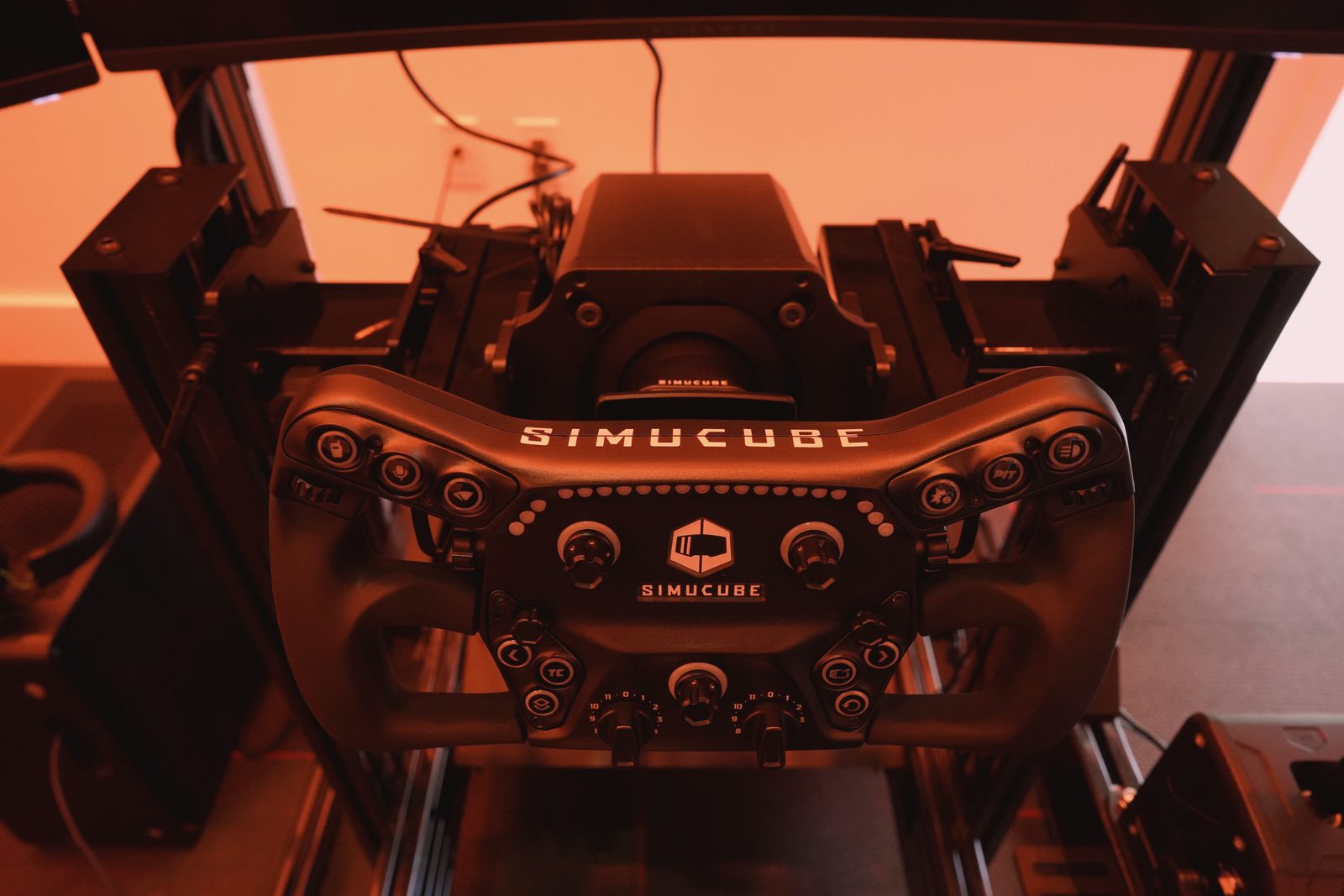 Simucube 3 Pro wheelbase with formula wheel